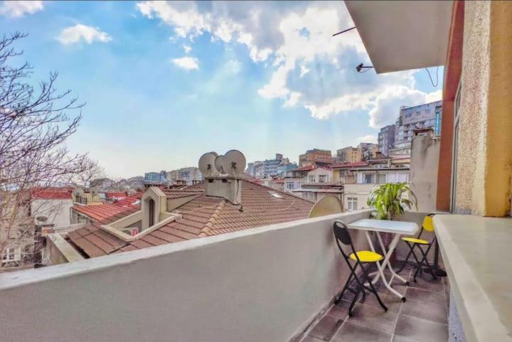 Cihangir House Istanbul Bagian luar foto